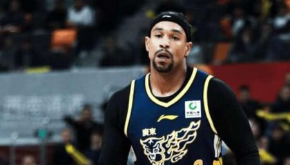 德甲投注-坑爹啊！全场12投2中+上空篮不中，杜锋忍无可忍，追着他一顿斥责