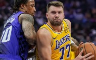 詹姆斯22+4+3，卢卡42+7+8湖人三连败，威少恩怨局22+5+7