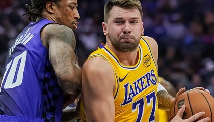 詹姆斯22+4+3，卢卡42+7+8湖人三连败，威少恩怨局22+5+7